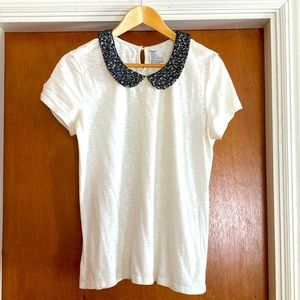 Gap size M cotton/modal tshirt. Cute sequined collar. Machine washable.